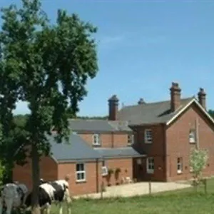  Farm stay Mill Farm